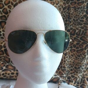 Ray-Ban aviator style sunglasses, gold frames